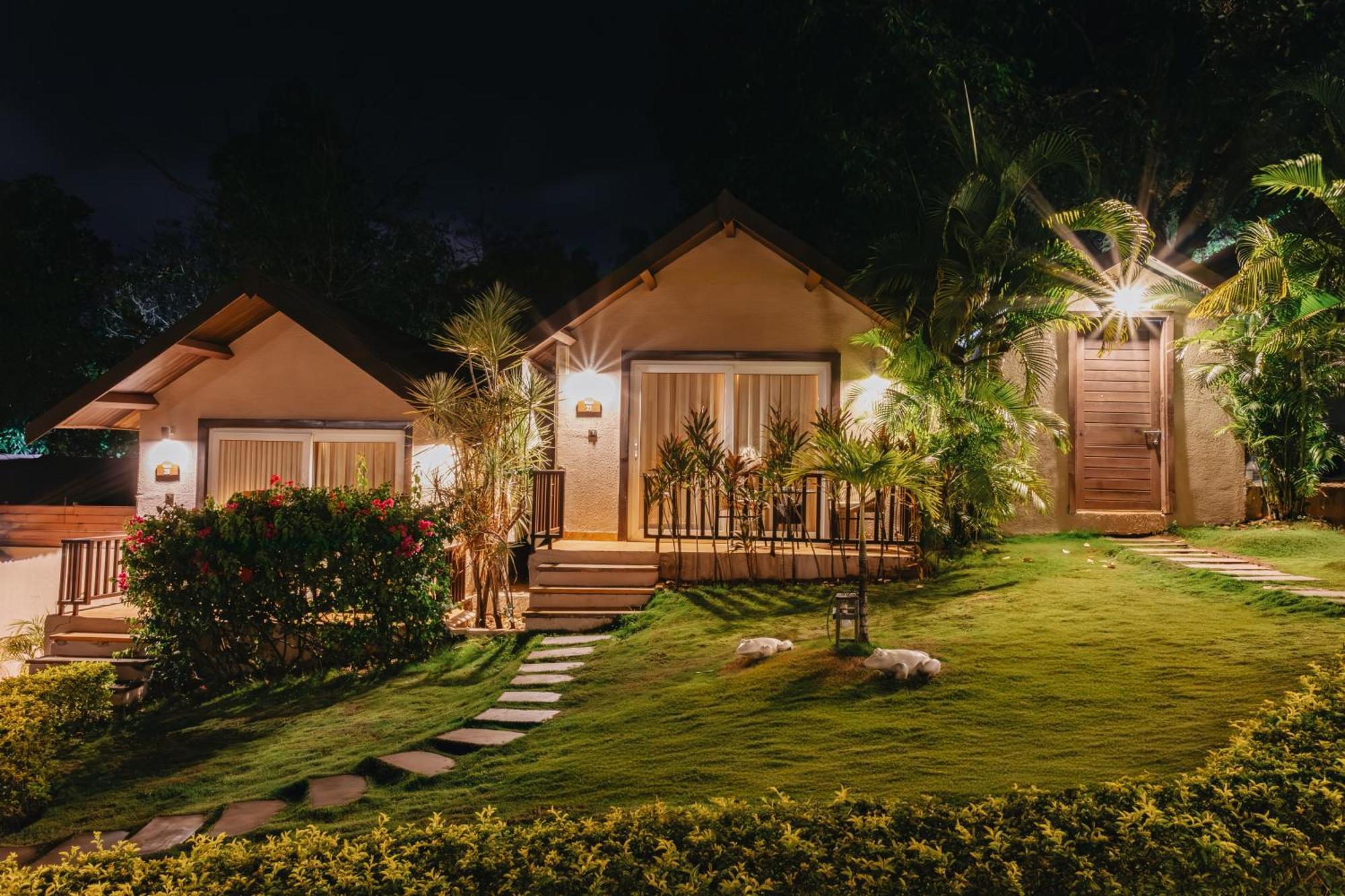 Stone Wood Resort, Resort