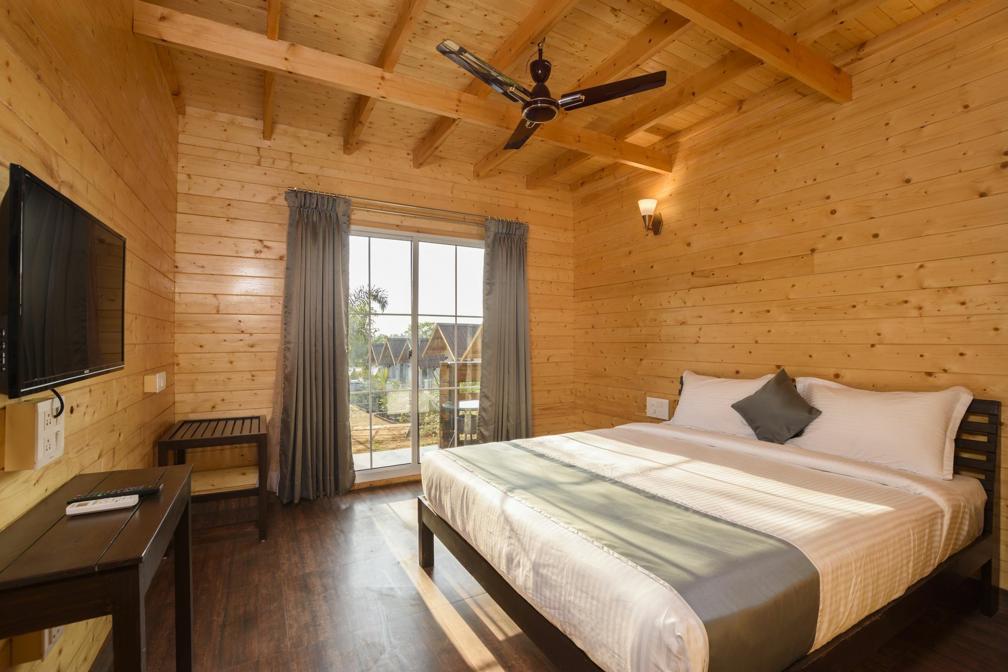 Stone Wood Resort, Resort Mandrem